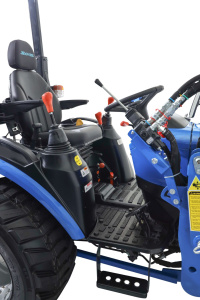 Traktori Solis 26 9+9 XL 4WD, Etukuormaajalla 7