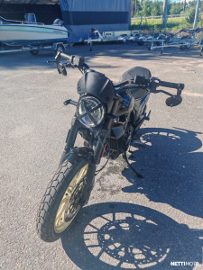 Ducati Scrambler 6