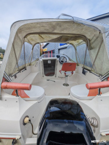 Quicksilver 450 Cabin 8