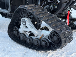 Can-Am Outlander Max PRO XU HD7 & APACHE Telasarja 5