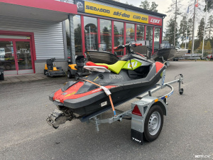 Sea-Doo Spark Trixx 4