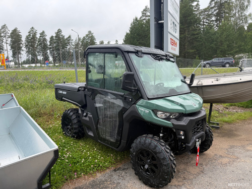 Can-Am Traxter XU HD7 Lämpöhytillä