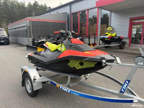 Sea-Doo Spark Trixx