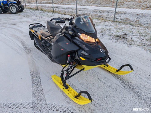 Ski-Doo Renegade Competition package 600R